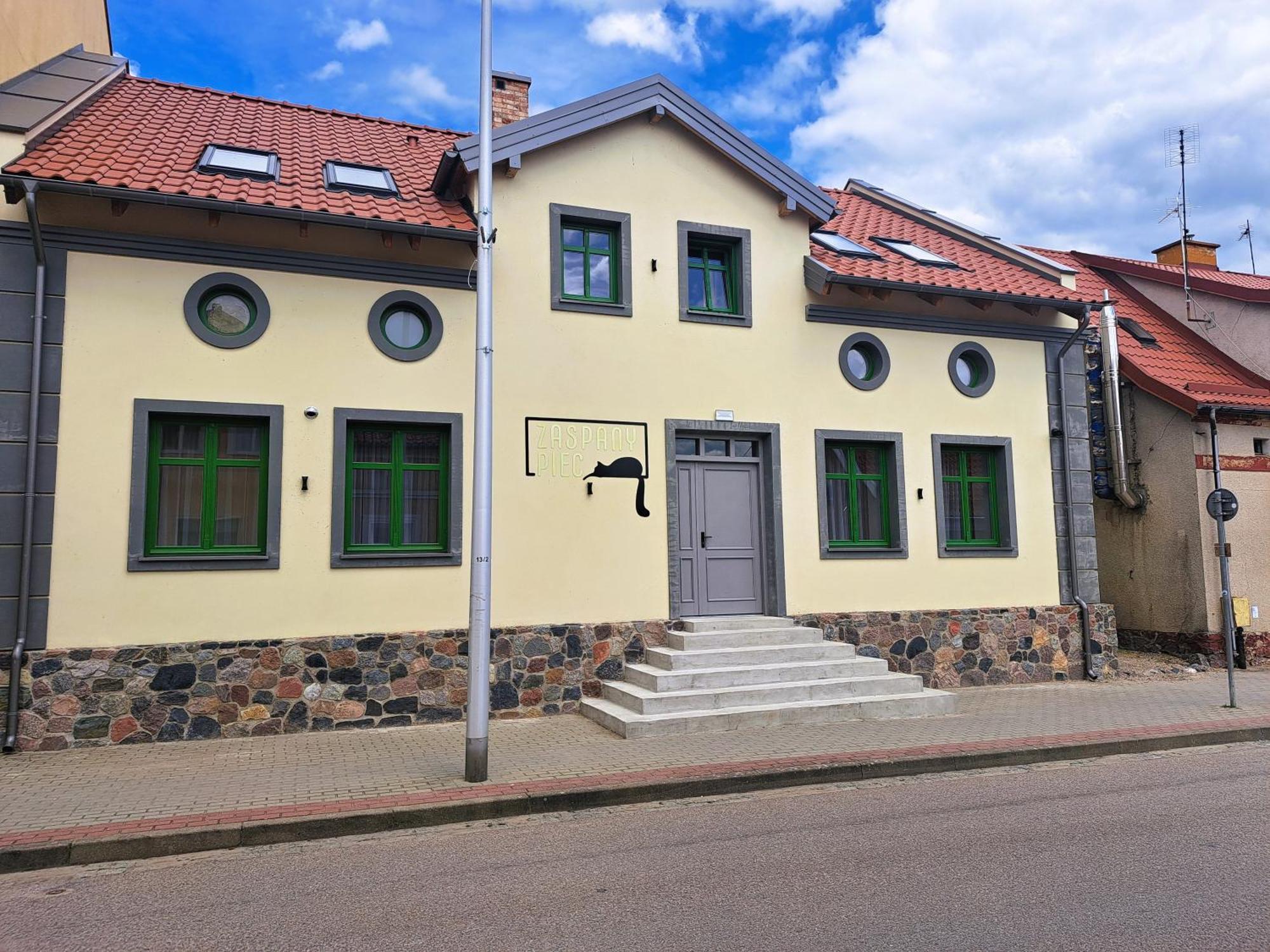 Zaspany Piec Mikołajki Kültér fotó